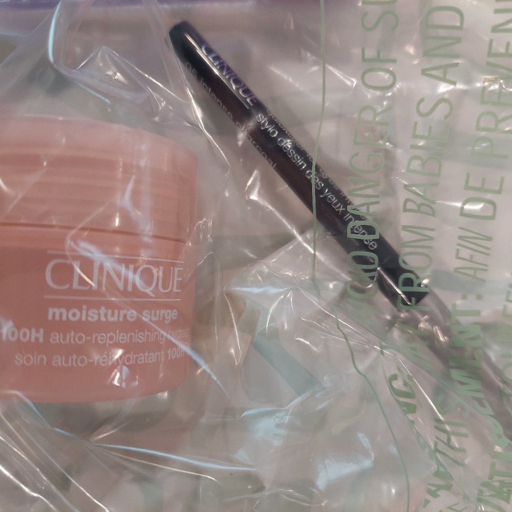 3/$15 Clinique Sample Bundle NWT - Picture 5 of 6